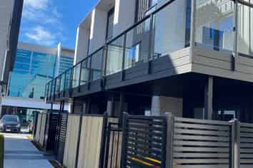 Q, 5/5 Lav/96 Tuam Street, Christchurch Central