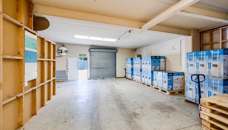 406 Eastbourne Street West, Hastings