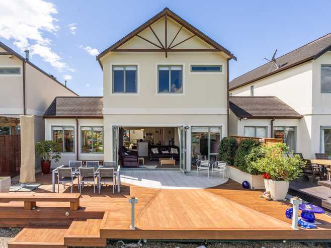 268 Alec Craig Way, Gulf Harbour
