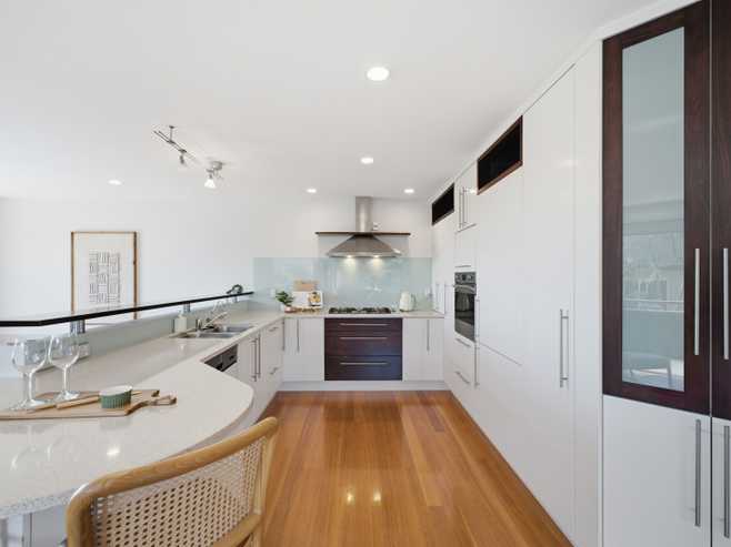 4 Centennial Place, Campbells Bay