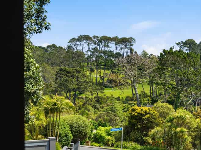 4 Centennial Place, Campbells Bay