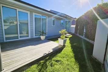 21A Burgess Road, Devonport