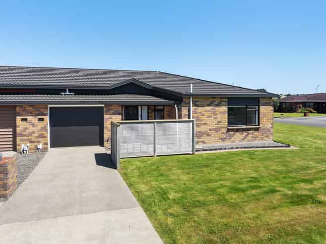 51B Tutanekai Street, Paraparaumu