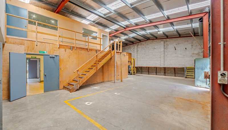 12 Waikaukau Road, Glen Eden
