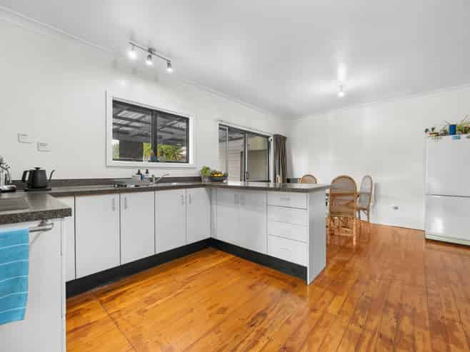 130 Awaroa Road, Helensville