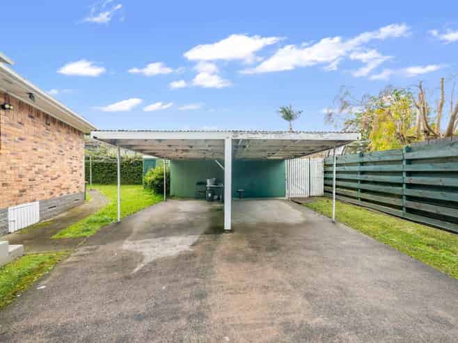 2/6 Snell Avenue, Papakura