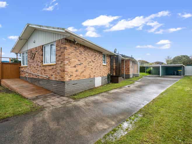 2/6 Snell Avenue, Papakura