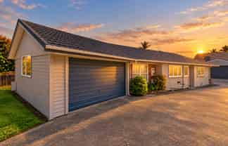 9 & 9A Pinero Place, Bucklands Beach