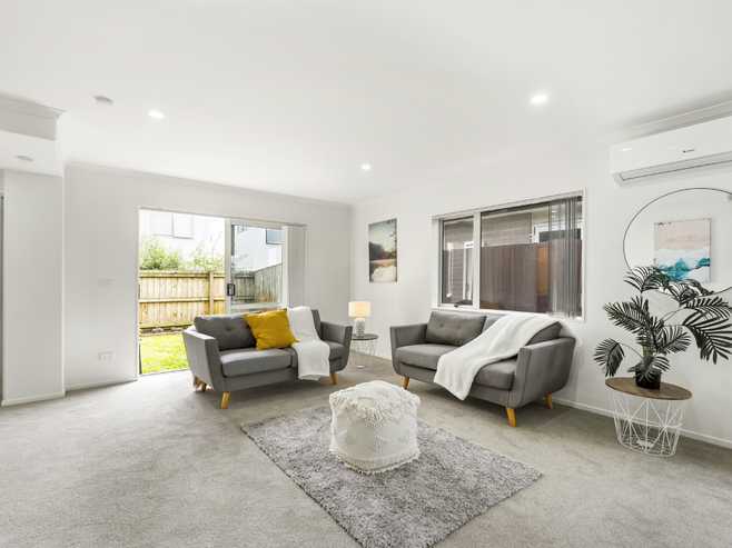 24 Dolbel Place, Mangere East