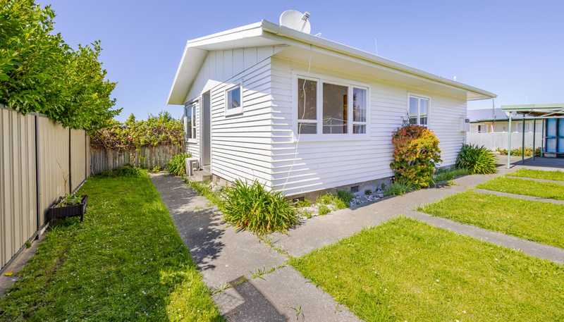 1/245 Kennedy Road, Onekawa