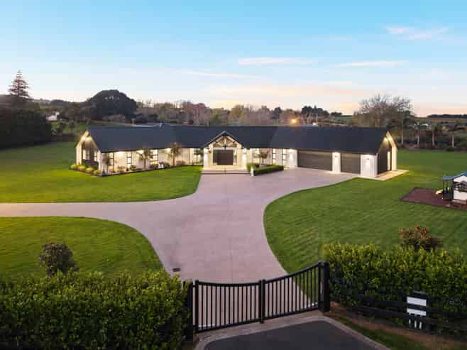 382B  Tuakau Road, Buckland