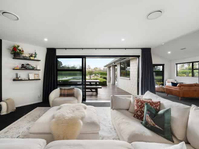 382B  Tuakau Road, Buckland