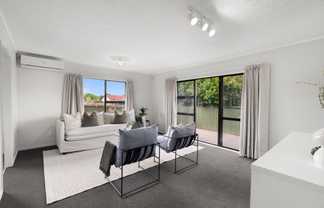 2/33 Vine Street, Mangere East