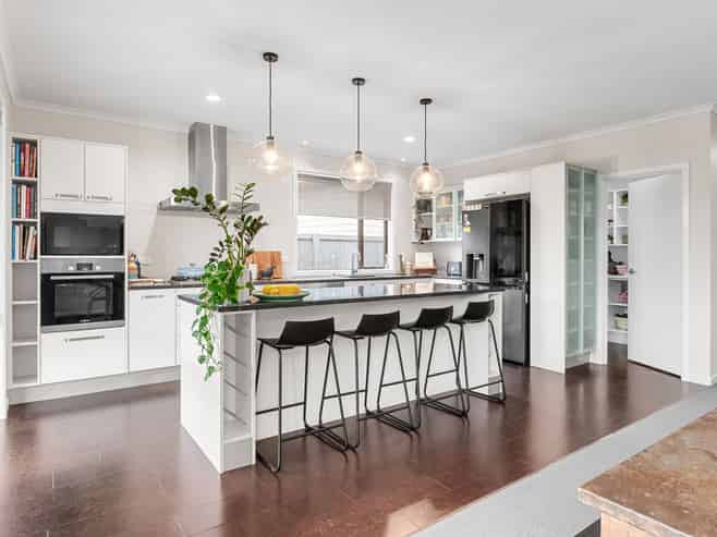 10 Johnnybro Place, Rototuna North