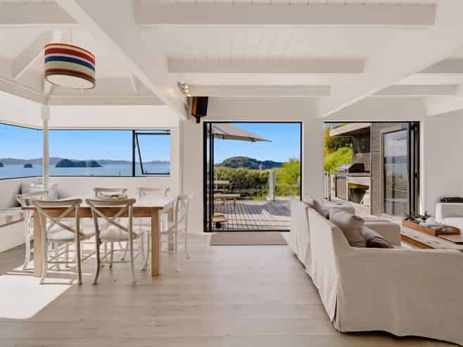 5 Florence Place, Hahei
