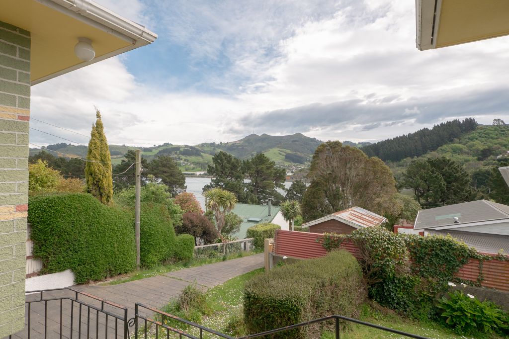 Sunny three bedroom home 2