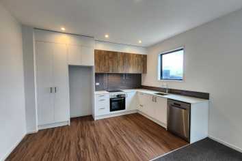 86 Glidepath Road, Hobsonville