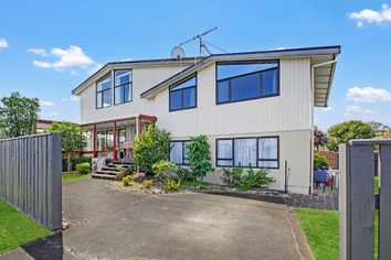 11 Treadwell Street, Springvale
