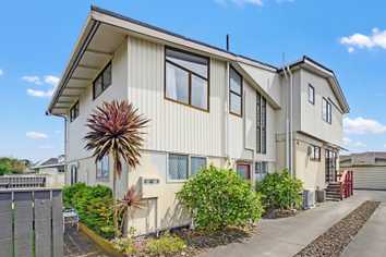 11 Treadwell Street, Springvale
