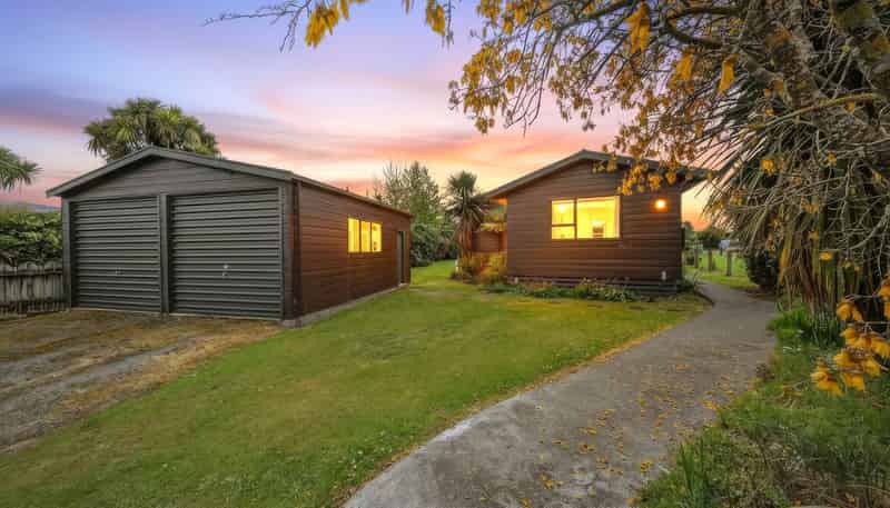16 Donald Ross Place, Te Anau