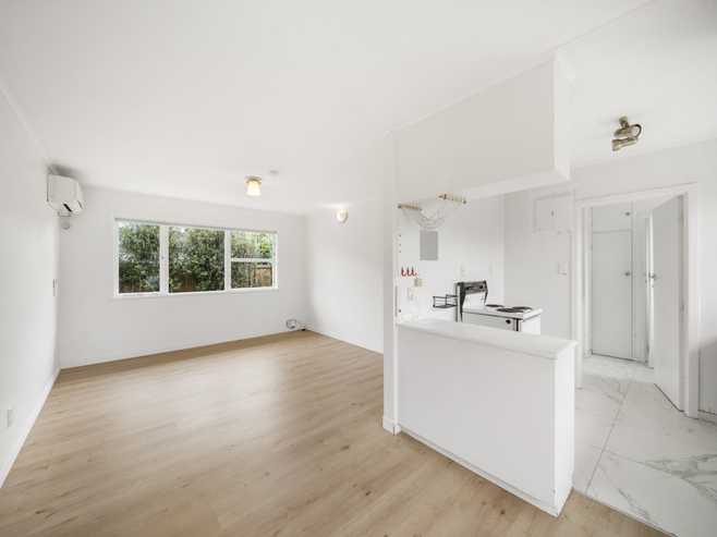 4/114 Lynwood Road, New Lynn
