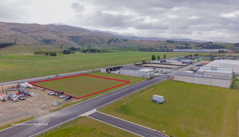 20 and 22 Old Saleyard, Cromwell