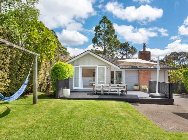 30 Konini Road, Titirangi