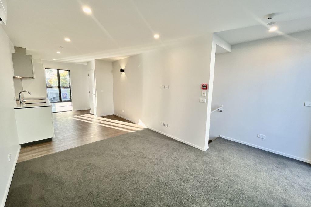 2 Bedroom apartment, city centre 1