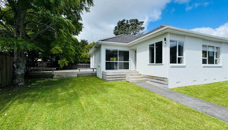 32 Isobel Road, Greenhithe