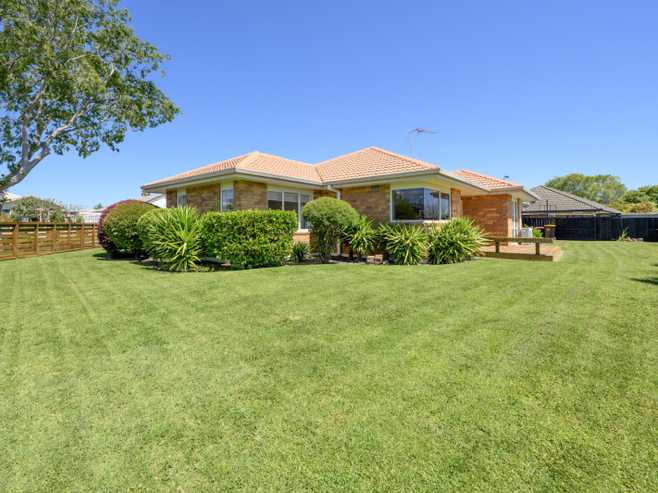 5 Kochia Avenue, Pyes Pa