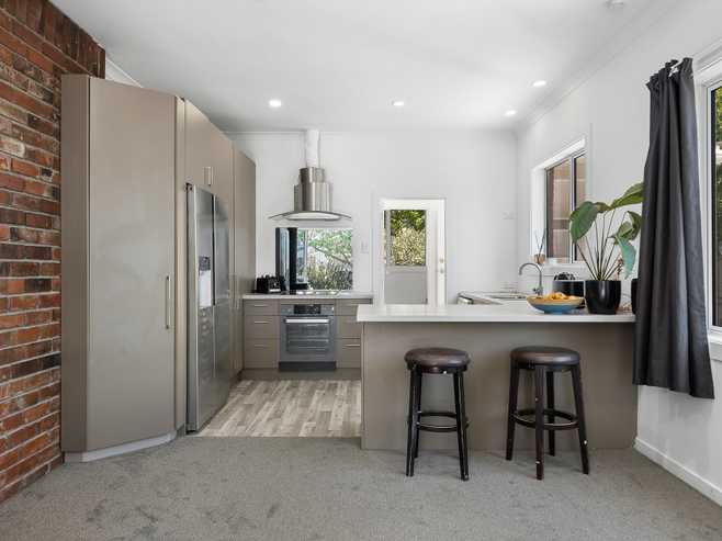 34 Achilles Street, Burwood