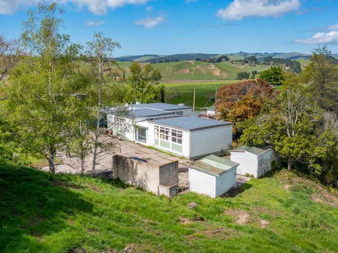 27 Bird Road, Wallingford