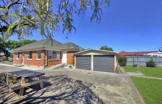 73  Oak Grove , Ashburton
