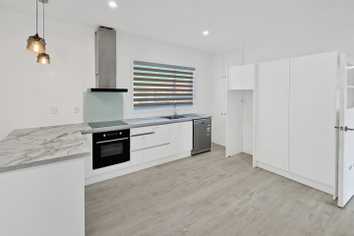 73  Oak Grove , Ashburton