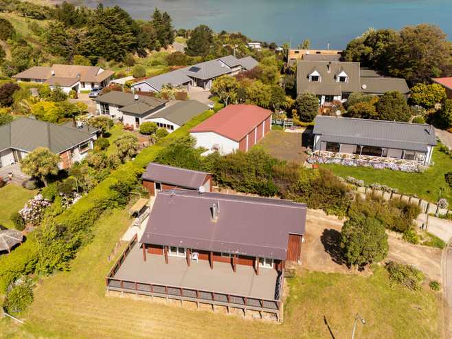 2 Ngaio Grove, Robinsons Bay