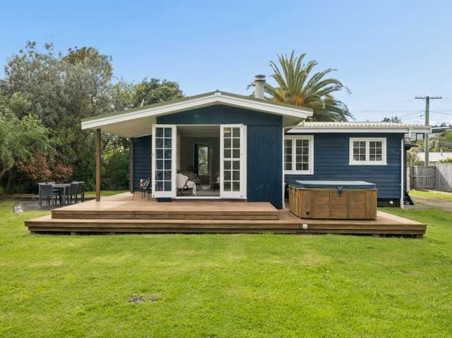 3 Weggery Drive, Waikanae Beach