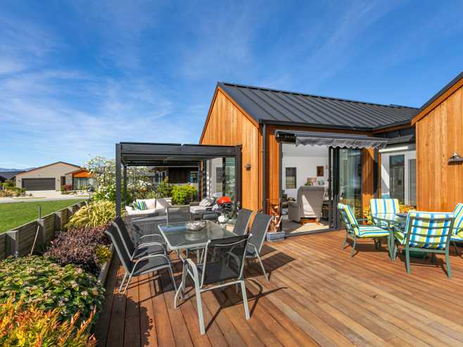9 Doug Ledgerwood Drive, Wanaka