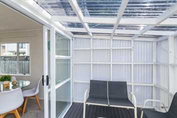 2/9 Ireland Place, Ranui