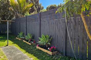 2/9 Ireland Place, Ranui