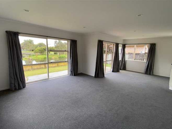 19b McGowan Place, Orewa