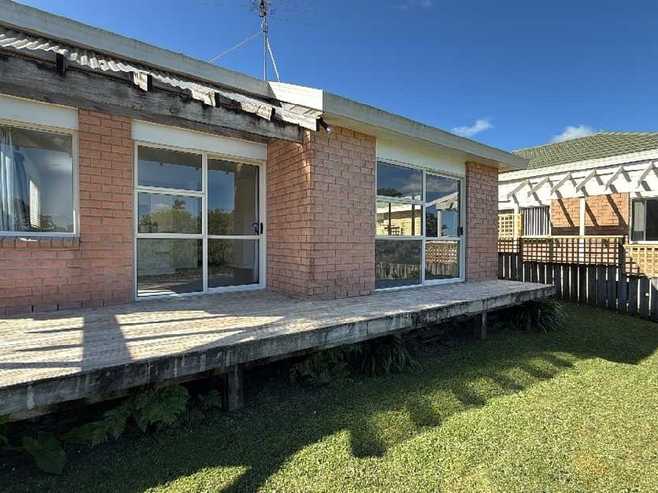 19b McGowan Place, Orewa