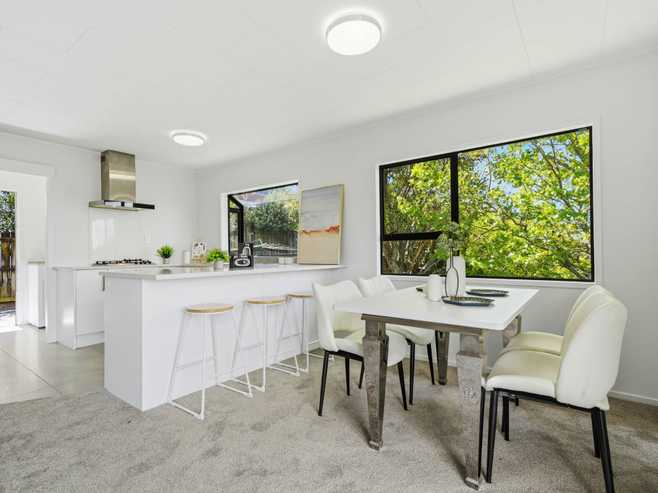 1/15 Kupari Place, Totara Vale
