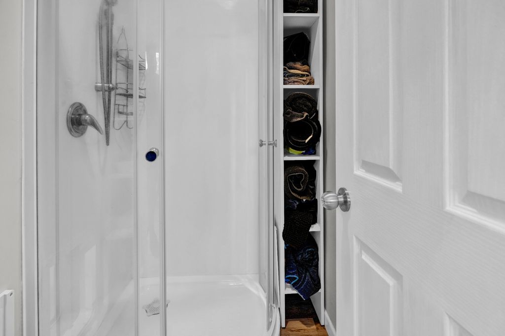 Tidy Three Bedroom 1