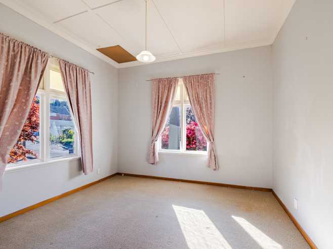 16 Whitby Street, Mornington