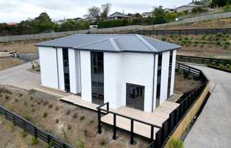 12 McFarlane Lane, Halfway Bush