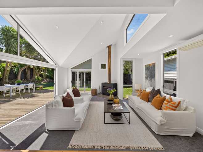 12 Kamahi Street, Mount Eden