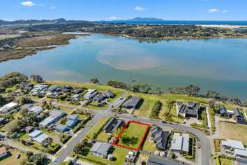 4 William Gilbert Drive, Mangawhai