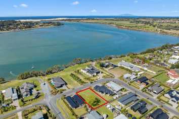 4 William Gilbert Drive, Mangawhai