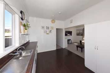 9 Baker Street, New Brighton