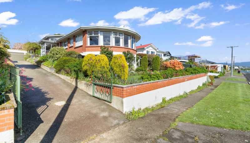 59 Towack Street, Riverton